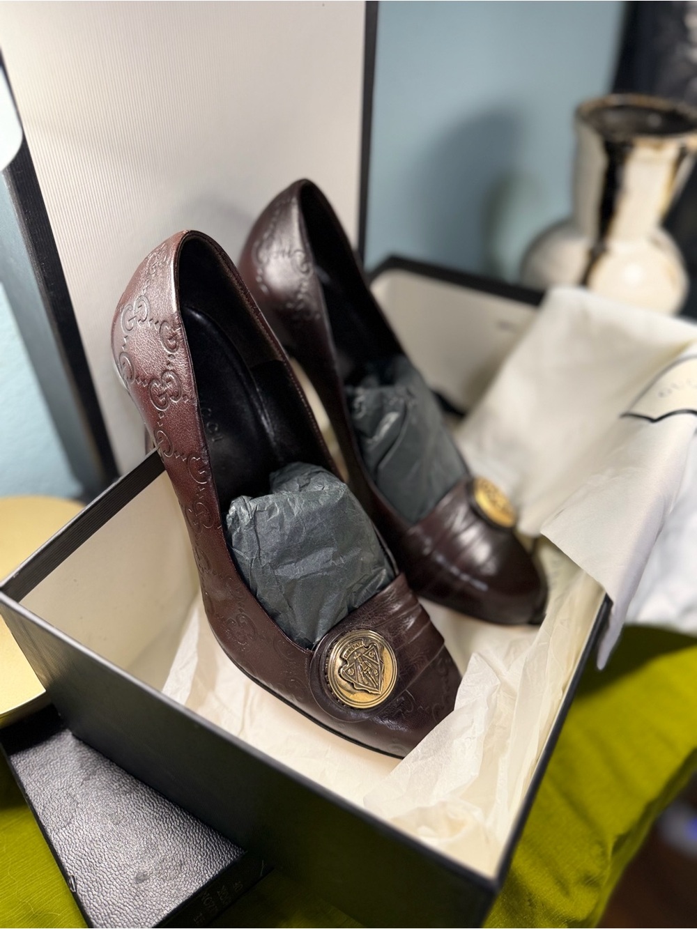 Gucci Dark Brown Embossed Leather Heeled Loafers with Gold Medallion